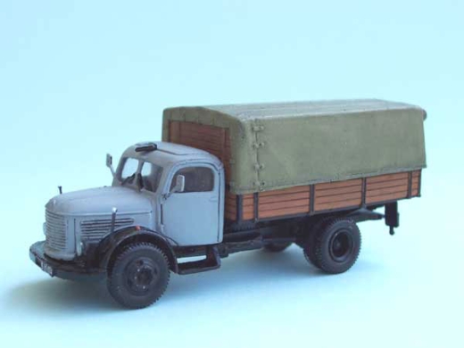 Steyr 380 (geteilte Frontscheibe) Pritsche mit Plane (1953 - 1955)