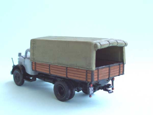 Steyr 380 (geteilte Frontscheibe) Pritsche mit Plane (1953 - 1955)