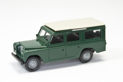 Land Rover 109 - Serie III - Station Wagon (green)